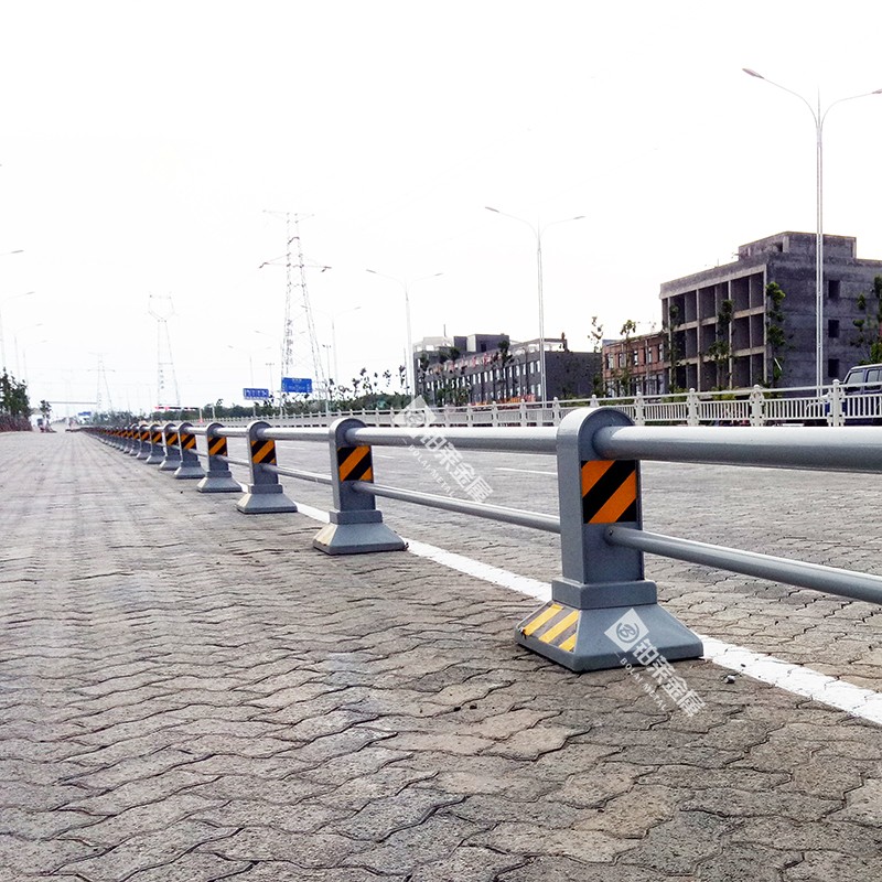 安徽城市道路防撞護(hù)欄